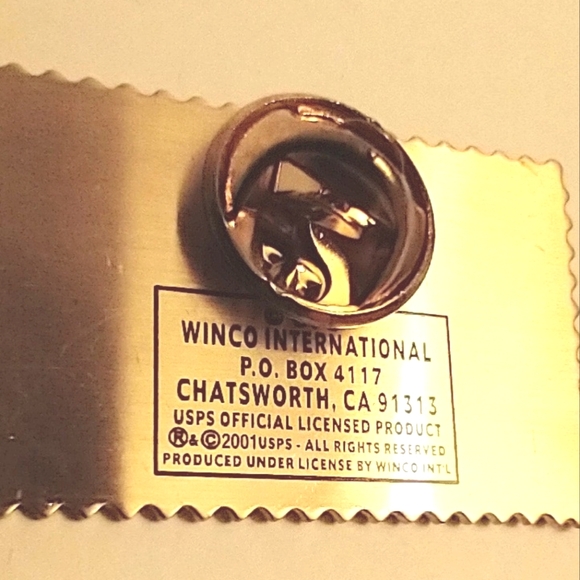 SNOOPY FLYING ACE (Red Baron) POSTAGE STAMP PIN - BRAND NEW! - Picture 2 of 4